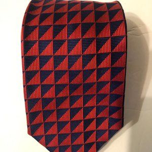 NEIMAN MARCUS MEN'S NEW 100%SILK NECK TIE  WIDTH: 3 1/2"  LENGTH: 57 1/2"